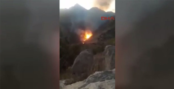 Cudi Dağı'ndaki teröristler, havadan ve karadan ateş altına alındı