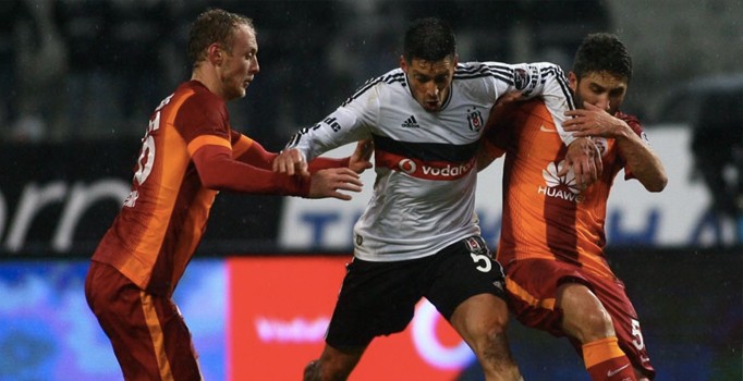 Beşiktaş Galatasaray derbisinde tarihe geçen anlar