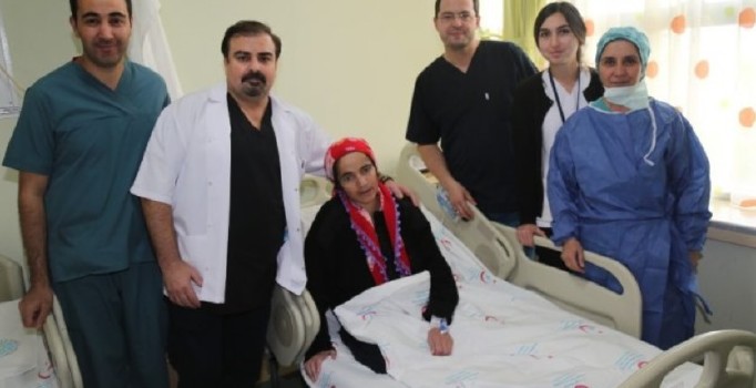 Türkiye'de ilk kez hamile bir kadının midesi ameliyatla alındı