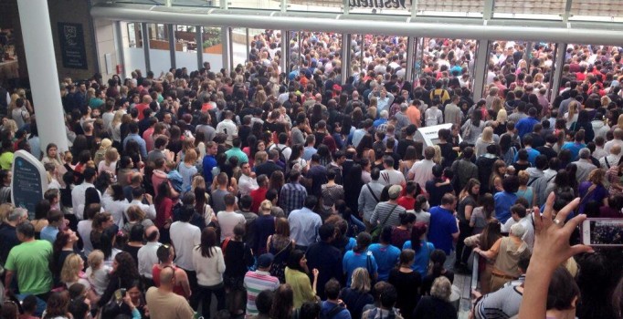 ABD'de 3 AVM bomba şüphesiyle tahliye edildi