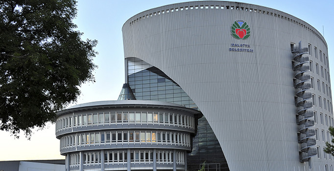 Malatya Belediyesi'nde yolsuzluk yapanlar işten atıldı