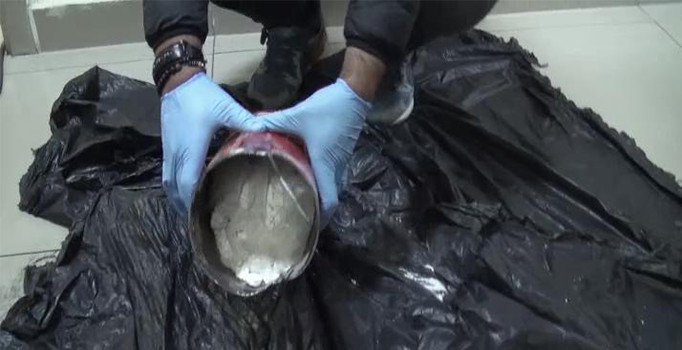 Yangın söndürme tüplerinden uyuşturucu çıktı