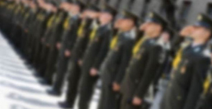 9 il ile KKTC'de muvazzaf askerlere operasyon: 19 şüpheli yakalandı