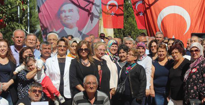 MHP'de istifa dalgası sürüyor: 460 kişi bıraktı