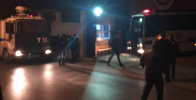 Florya'da protesto alarmı verildi: İki TOMA getirildi