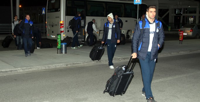 Arkas Spor Belogorie ile oynayacağı maç için Rusya'ya gitti