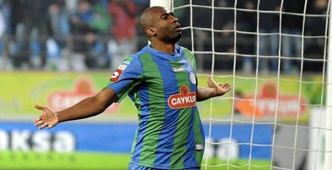 Kweuke attığı 33 golle Çaykur Rizespor tarihine geçti