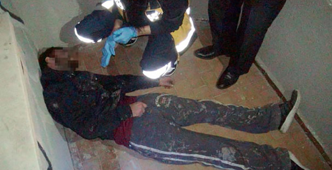 Balkonunda uyuşturucu komasına girdi