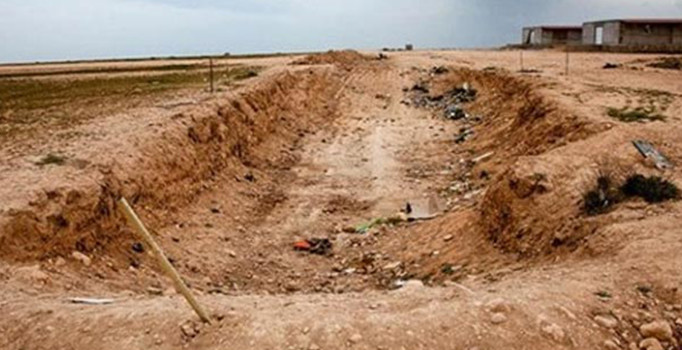 Irak'ın Kerkük'e bağlı Havice ilçesinde toplu mezar bulundu