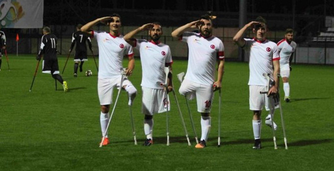 Ampute Milli Futbol Takımı yarı finalde
