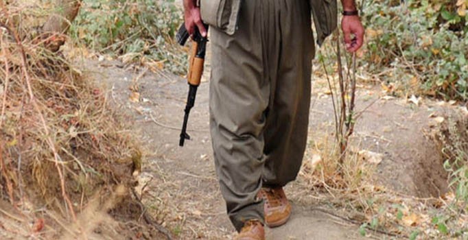 Şırnak'ta teröristler okul bastı, öğretmen ve öğrencileri tehdit etti