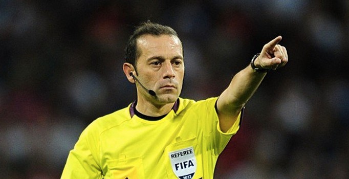 EURO 2016'da görev yapacak hakemler belli oldu