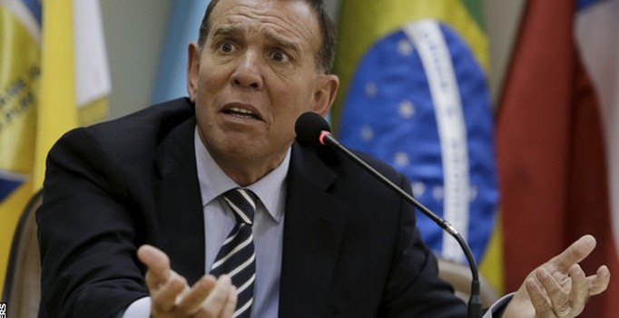 Gözaltına alınan FIFA Başkan Yardımcısı Napout ABD'ye iade edildi