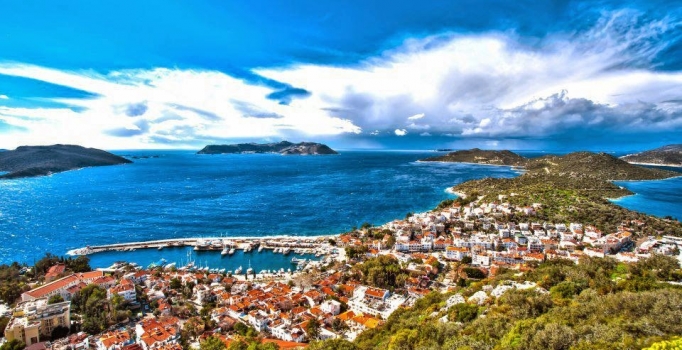 Turizmde 350 bin kişi 
tekrar işe başladı