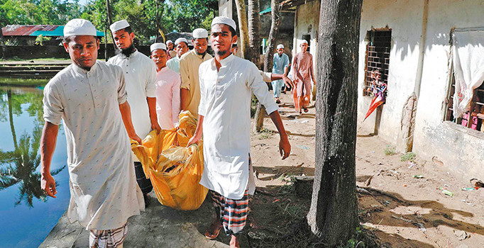 Dünya başını çevirdi ama o çocuklar hâlâ ölüyor