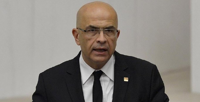 Son dakika! Enis Berberoğlu'nun avukatları tahliye için AYM'ye başvurdu