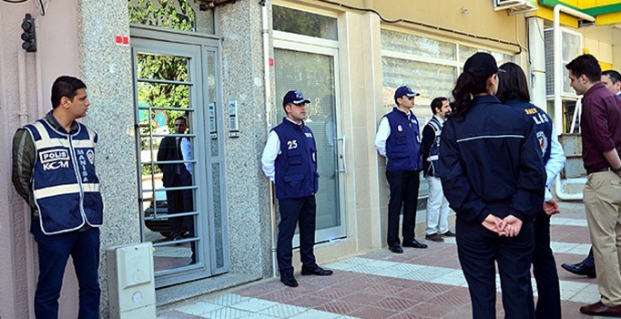 Manisa'da 5 derneğe 'paralel yapı' operasyonu
