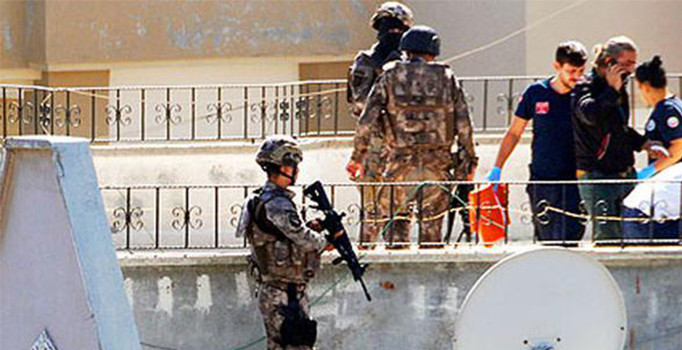 Son dakika! Gaziantep’te polis ile şüpheliler arasında çatışma