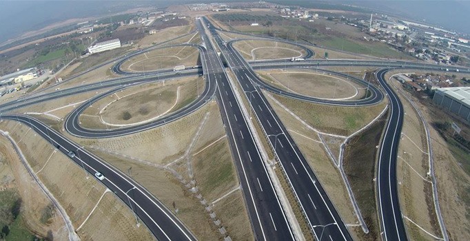 İstanbul-İzmir Otoyolu'nun yarısı tamamlandı