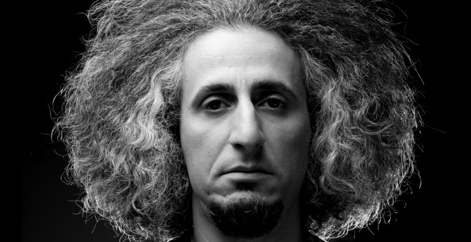 İranlı dünyaca ünlü şarkıcı Mohsen Namjoo Bursa'da