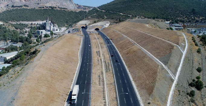 Bakan Ahmet Arslan açıkladı: Osmangazi Köprüsü bittiğinde yol 3 saate düşecek