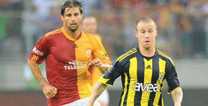 Lorik Cana, futbolu bıraktığını açıkladı