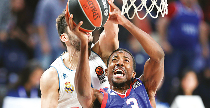 Pembe top, kara akşam