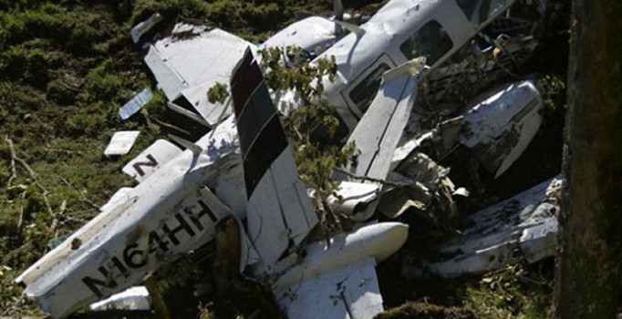 Angola’da uçak düştü: 7 ölü