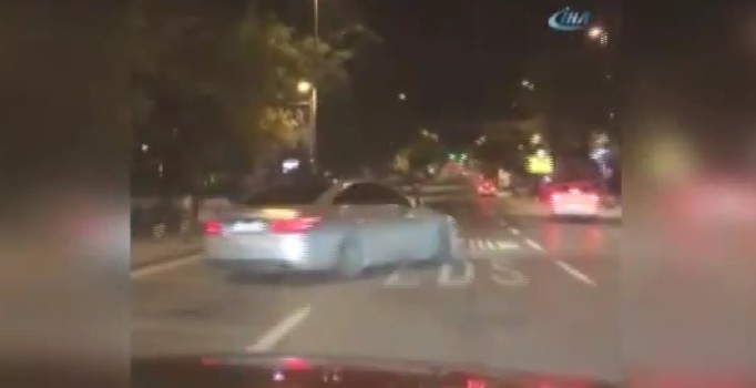 Bağdat Caddesi'nde trafik terörü | Video