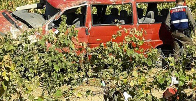 Düğün yolunda facia: Mateme döndü...