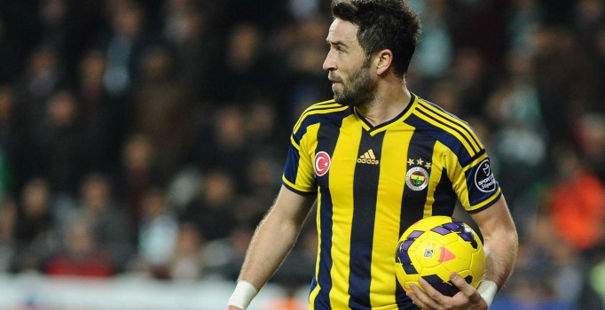 Portekiz'in devleri Gökhan Gönül'e talip