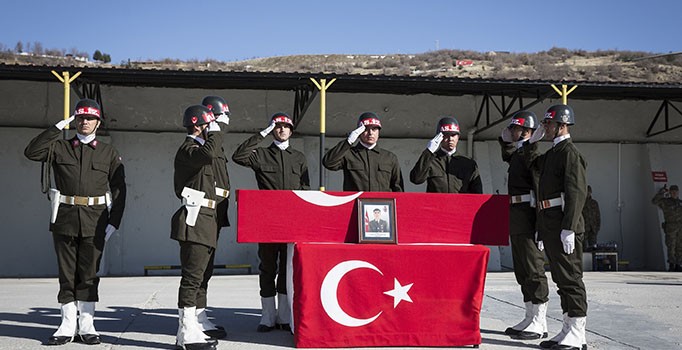 Şehit uzman çavuş Serkan Has Osmaniye'de son yolculuğuna uğurlandı