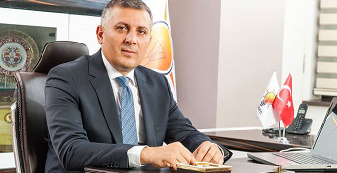 AK Parti Konya İl Başkanı Arat istifa etti