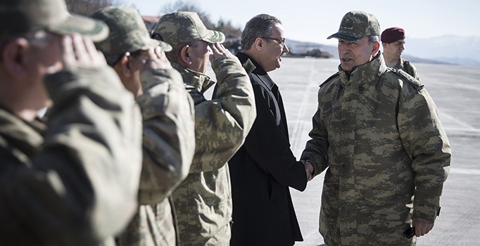 Genelkurmay Başkanı Şırnak'ta çatışma bölgesine indi