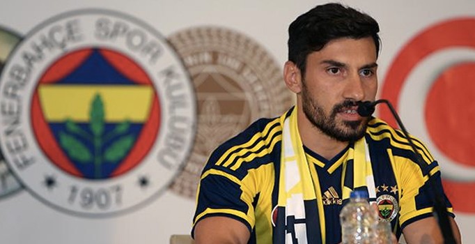Fenerbahçe'de Şener Özbayraklı kadrodan çıkartıldı