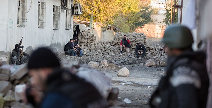 Şırnak İdil'de PKK'lıların evinde patlama iddiası: 3 ölü, 3 yaralı