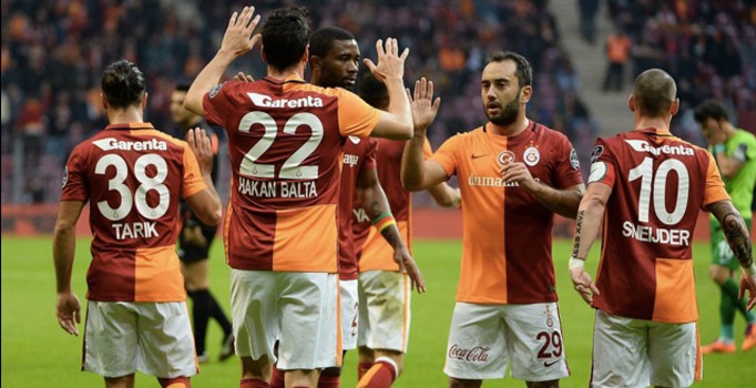 Galatasaray Türk Telekom Arena'da Akhisar Belediyespor'u 3-2 yendi