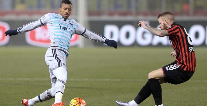 Luis Nani'den Mete Kalkavan'a eleştiri