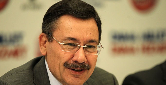 Gökçek: Osmanlı Halk Pazarı'ndaki esnafa 30'ar bin lira yardım yapılacak