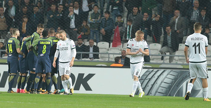 Atiker Konyaspor konuk ettiği Salzburg'a yenildi