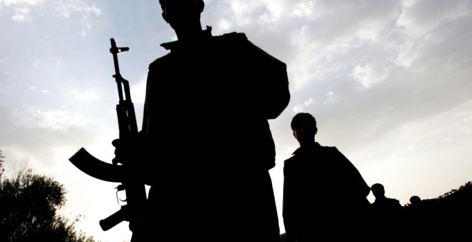 PKK'dan karakola bombalı saldırı: 1 asker şehit, 9 yaralı