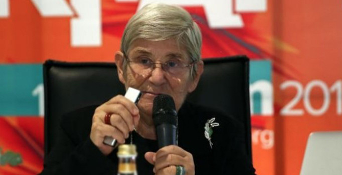 Canan Karatay'dan meyve suyu uyarısı