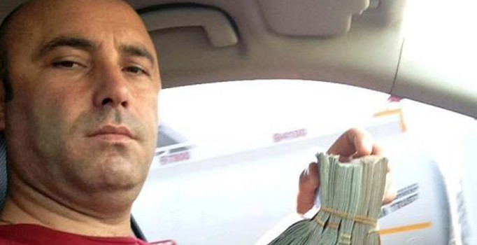 Taksi şöföründen 'insanlık' dersi