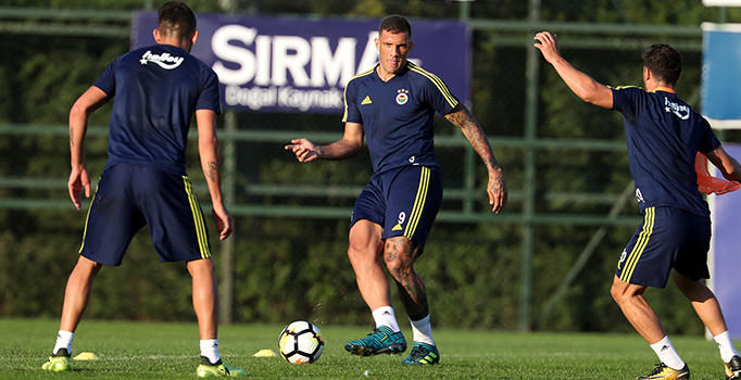 Fenerbahçe derbi hazırlıklarını tamamladı