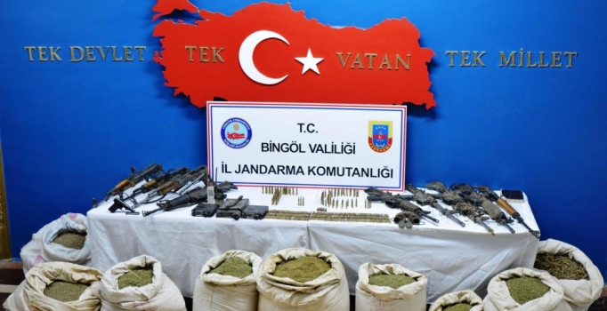 5 PKK'lının öldürüldüğü operasyonda 174 kilo esrar ele geçirildi