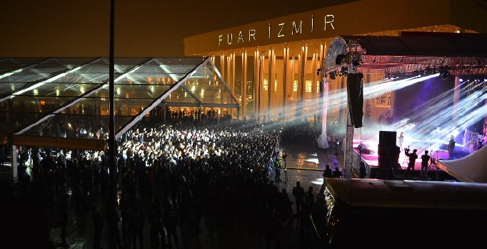 İzmir’in fuarları otelleri doldurdu