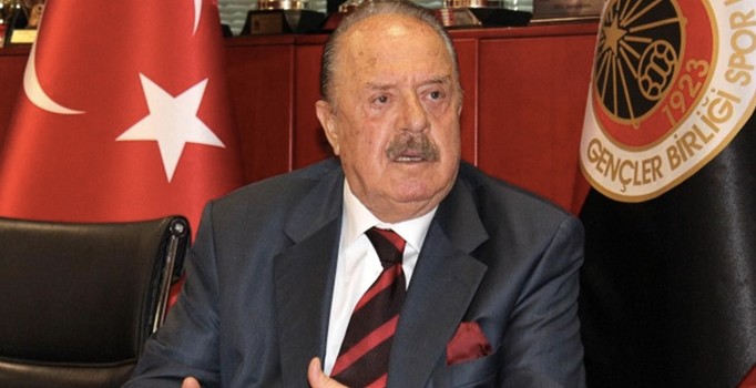 "Çapa jet hızıyla kovulmadı, ben anlaşmadım"