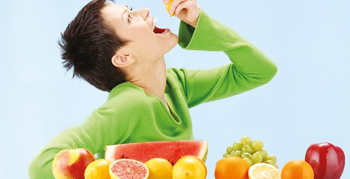 Gençlere taş çıkartacak yaşlılığın sırrı karanfilde