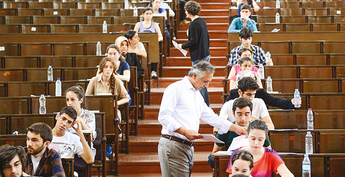 Abdulbaki Değer yazdı: Çocuklarımıza kurulan hain tuzak: Sınav!