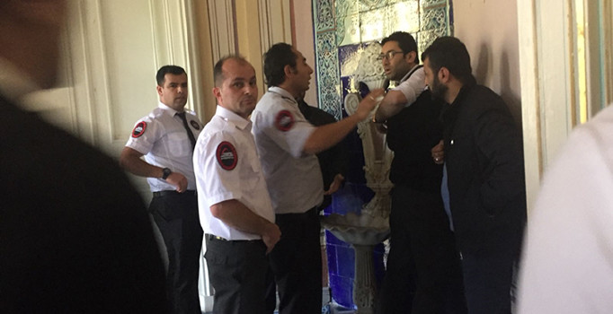 'Kapı çalana açılır' sergisine saldırı: 1 gözaltı